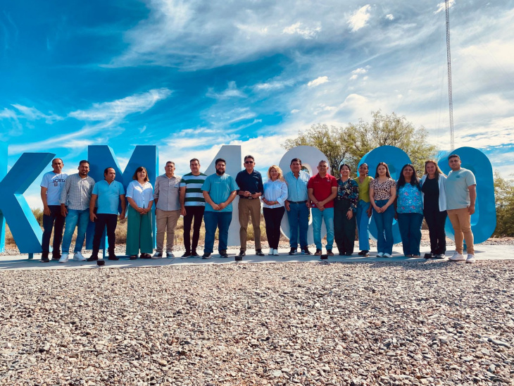 La inauguración contó con la presencia de autoridades provinciales, asociaciones y productores locales