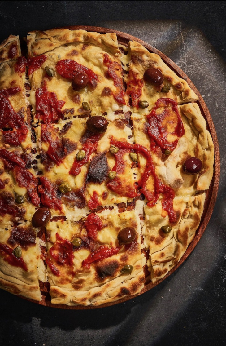 La Pizza Calabresa es el plato central de esta nueva propuesta gastronómica