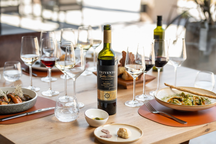 La carta ofrece cinco alternativas que combinan vino y gastronomía.