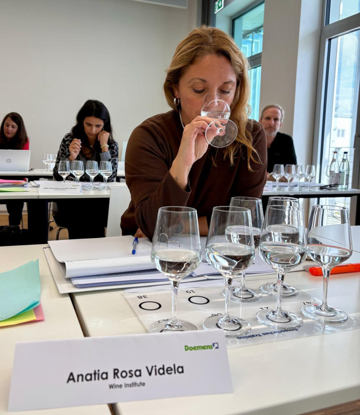 Analía Videla es la primera y única sommelier de aguas certificada en Argentina.