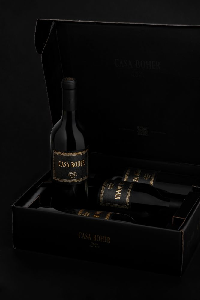 Precio sugerido de $88.000 para la botella tradicional.