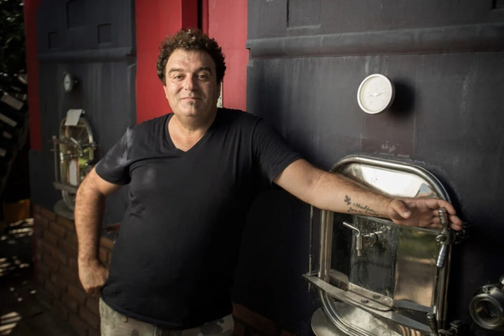 Alejandro Vigil en una noche de vinos unicos en el Hyatt