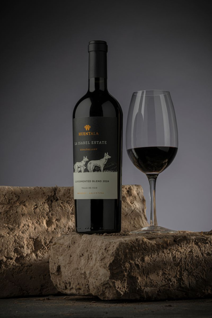 Los ensayos enológicos dieron origen a vinos de perfil propio.
