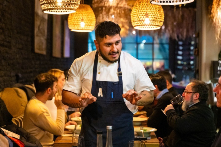 Gastón Pérez, chef de Autentico, explico paso por paso el menú de la noche