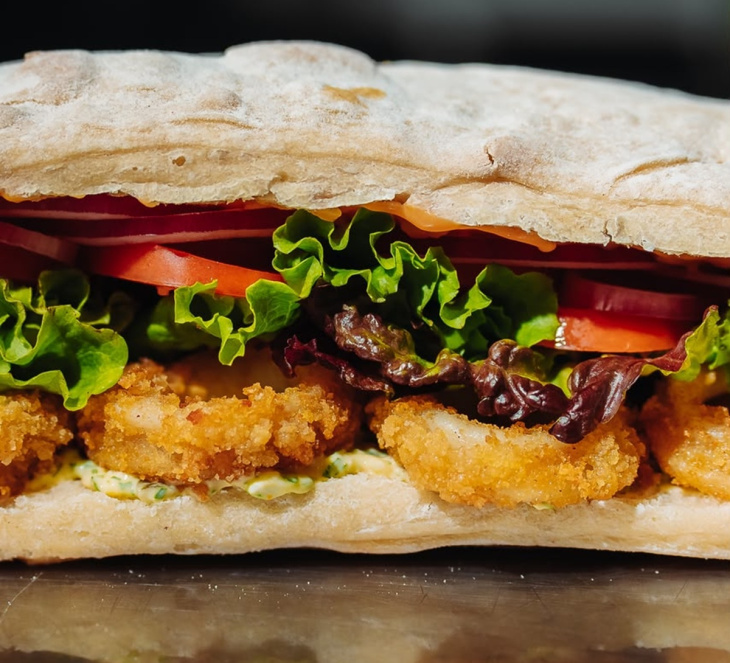 El españolismo bocadillo de calamar en la versión de Lagus