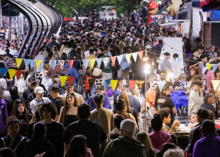 Los Kioscos maipucinos de la Primavera lleva 41 años de éxito