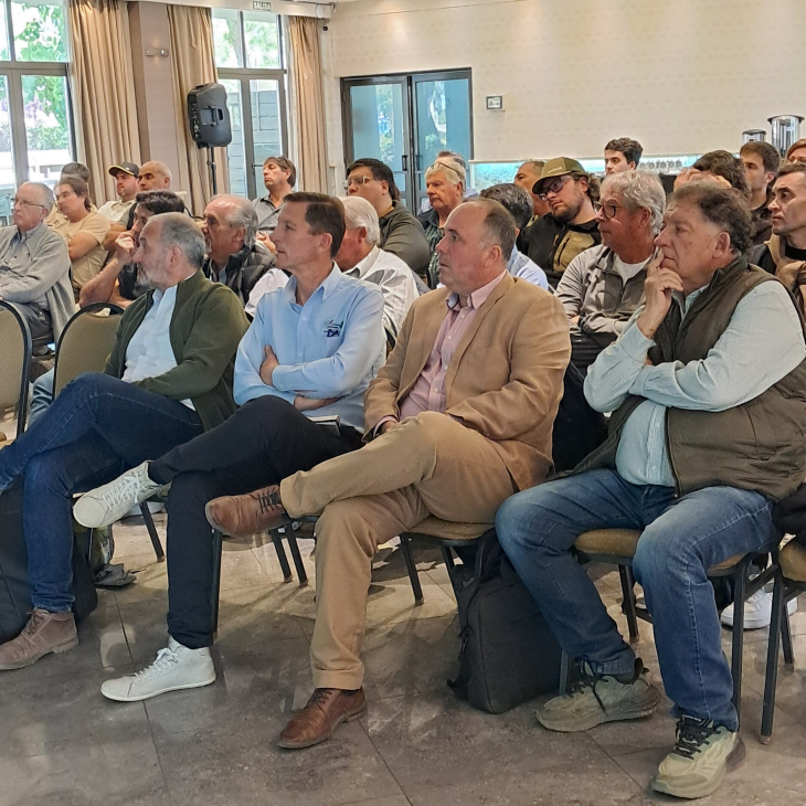 Más de 50 productores participaron de la jornada sobre uva de mesa.