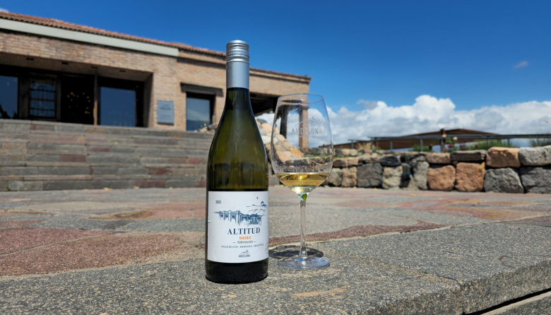 Altitud Naranjo: el nuevo Chardonnay de montaña de Bodega Andeluna que revive la tradición de los vinos naranjos