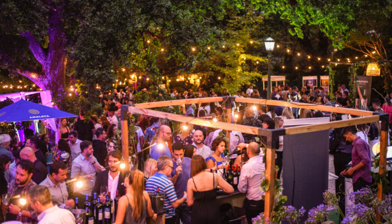Brinda llega a Mendoza: dos noches de vinos, coctelería y gastronomía en las cavas de Hualta y Huentala