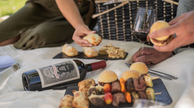 Picnics entre viñedos: la experiencia de verano que propone Huentala Wines en Gualtallary