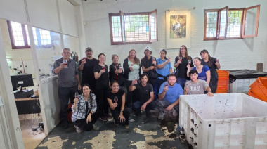 Wine Institute afianza su proyecto educativo con una nueva cosecha de vino hecha por alumnos