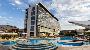 Esplendor Mendoza: Octubre con alojamiento, spa, desayunos y espectáculos todo para Mamá