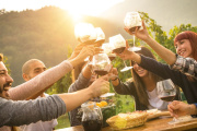 Día del Amigo: brunch, vino y sabores mendocinos para celebrar entre amigos